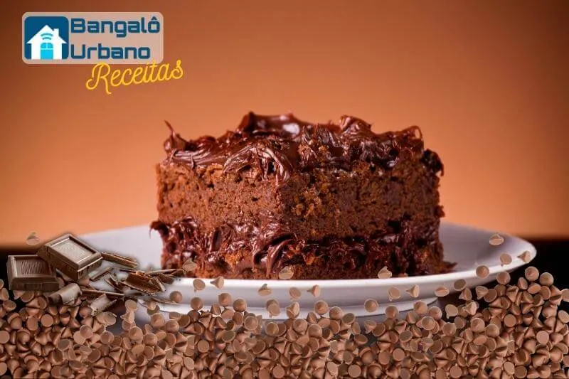 Bolo de Chocolate com Corbertura
